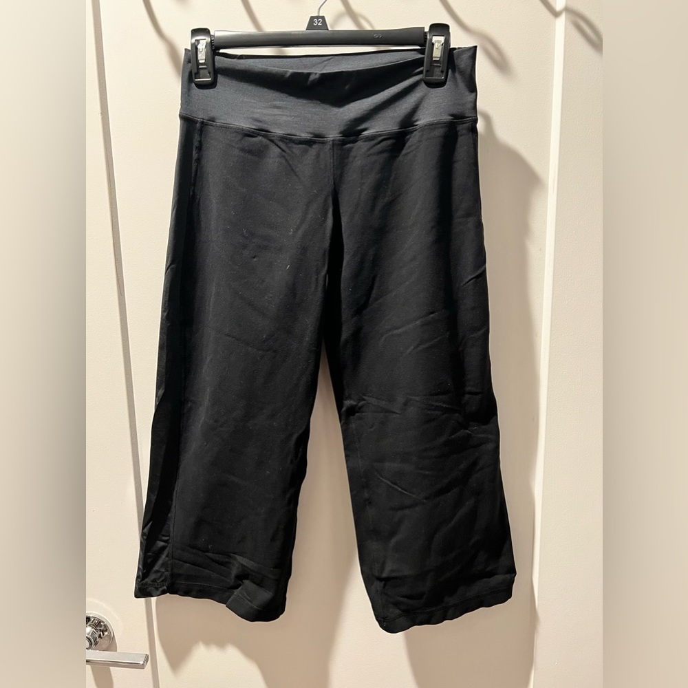Lululemon Capri Pants